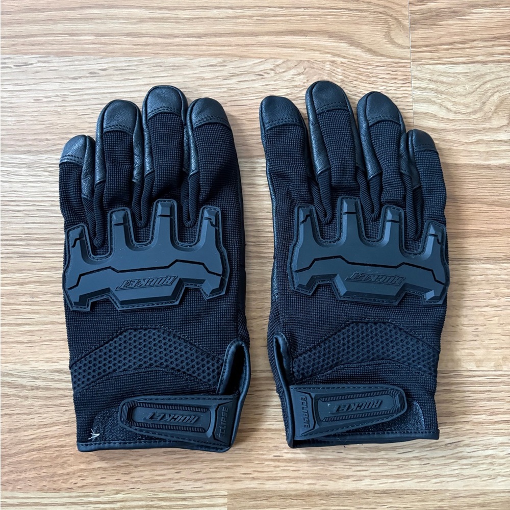 Black Tactical Gloves